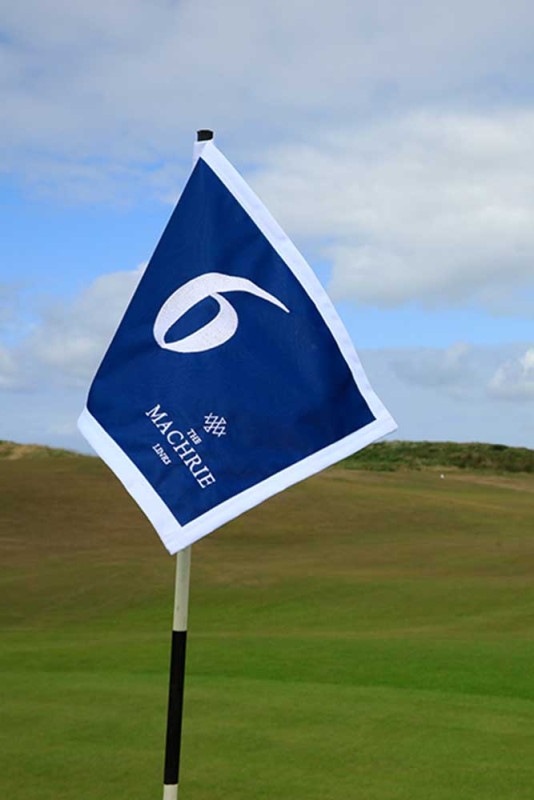 Wee course flag