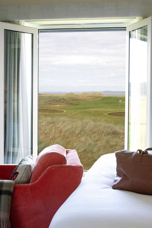 Comfy twin with view of the golf course