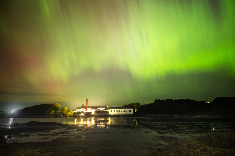 Ben Shakespeare's shot of the Northern Lights over Lagavulin