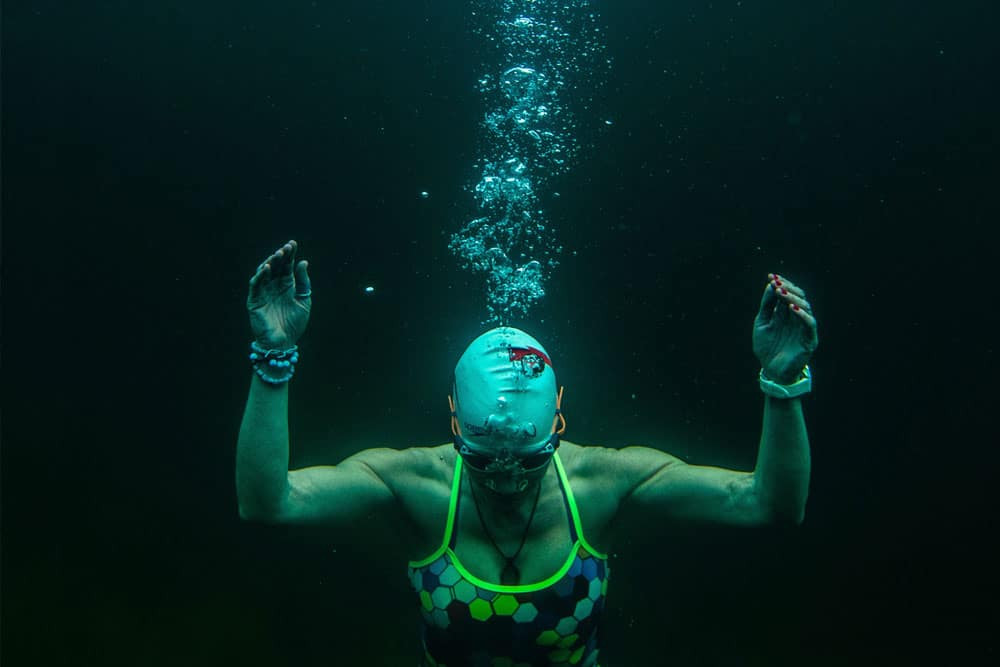 Gilly McArthur Wonderful Wild Women under water