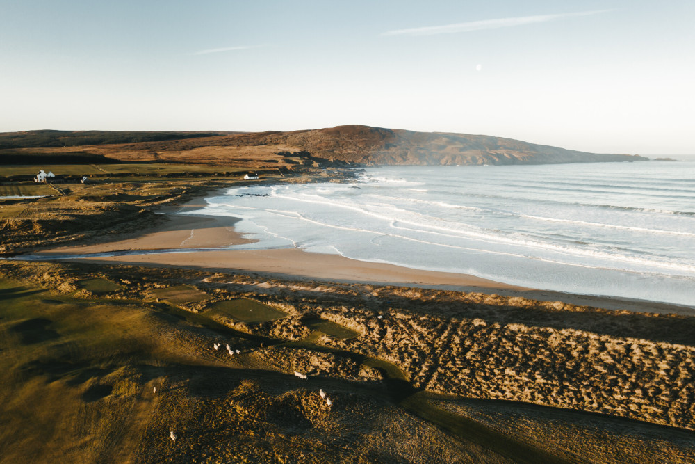 The beach by Another Place, The Machrie