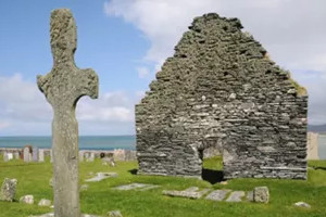 Kilnave Chapel and Cross