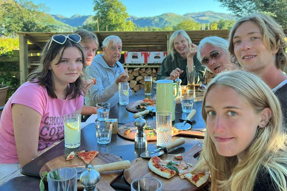 jo Whiley family lunch in glasshouse