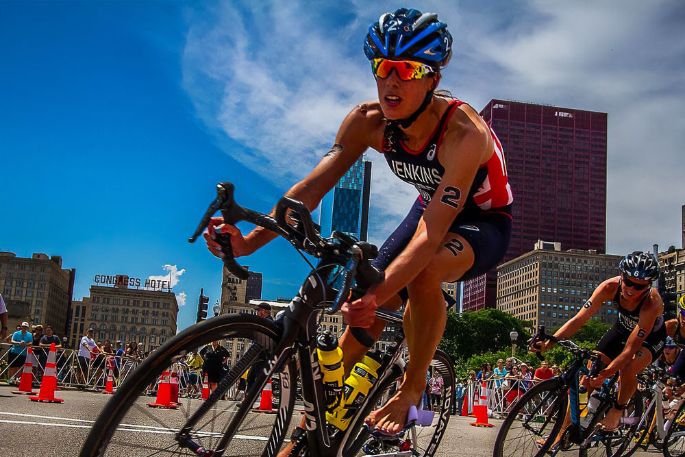 Helen jenkins triathlete cycle